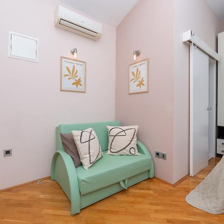 Apartments Luka Toni Krvavica Zewnętrze zdjęcie