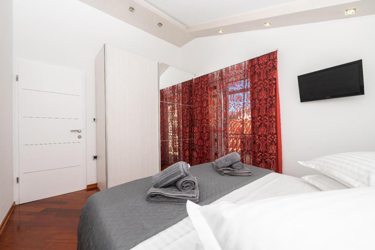 Apartments Luka Toni Krvavica Zewnętrze zdjęcie