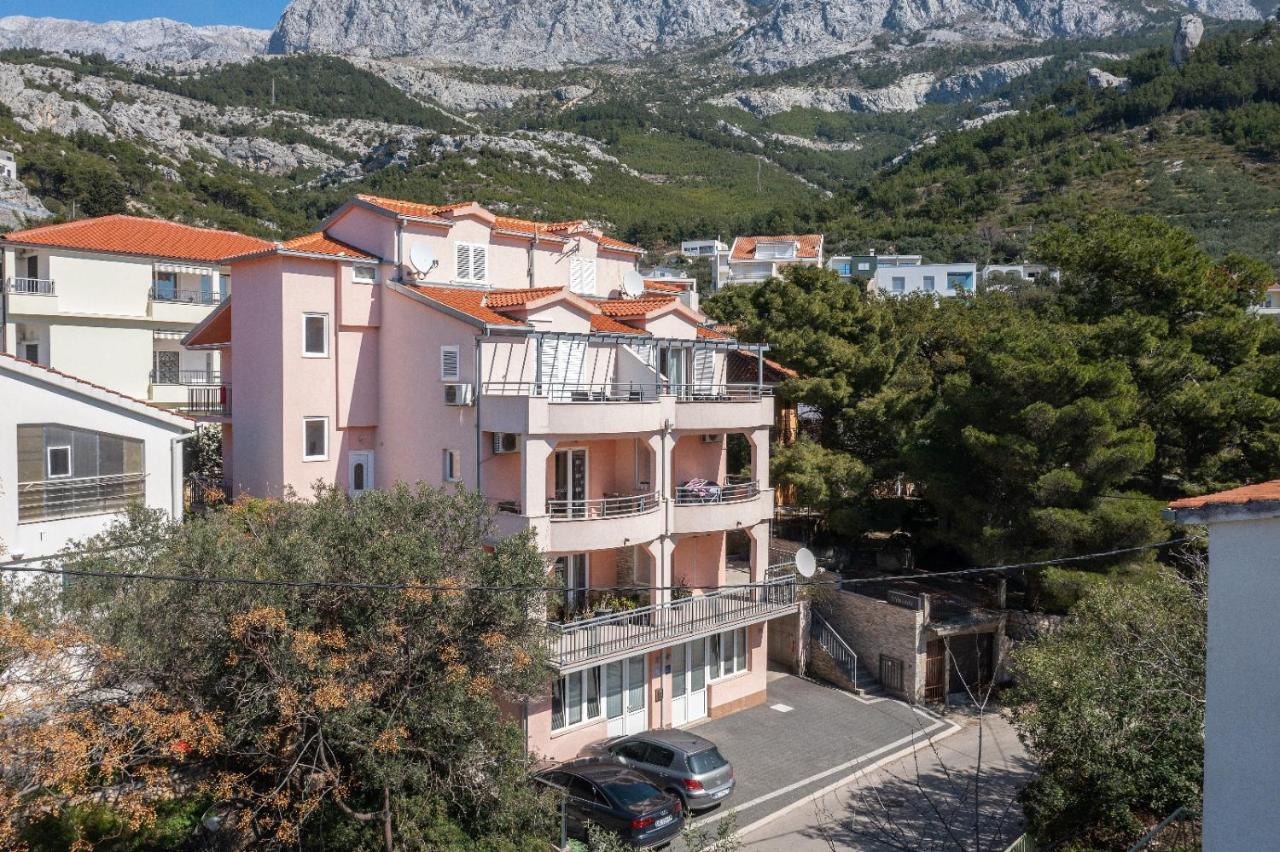 Apartments Luka Toni Krvavica Zewnętrze zdjęcie