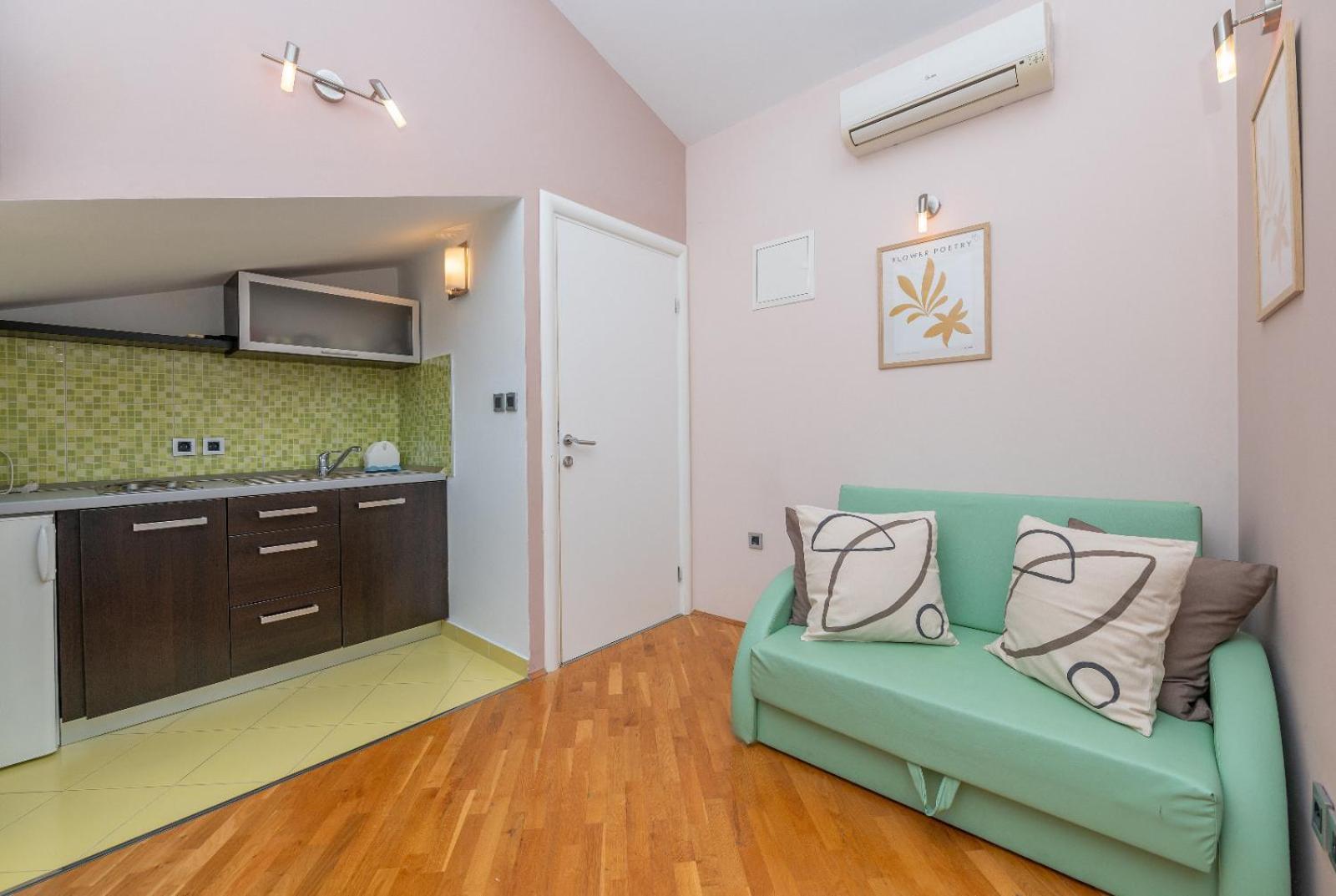 Apartments Luka Toni Krvavica Zewnętrze zdjęcie