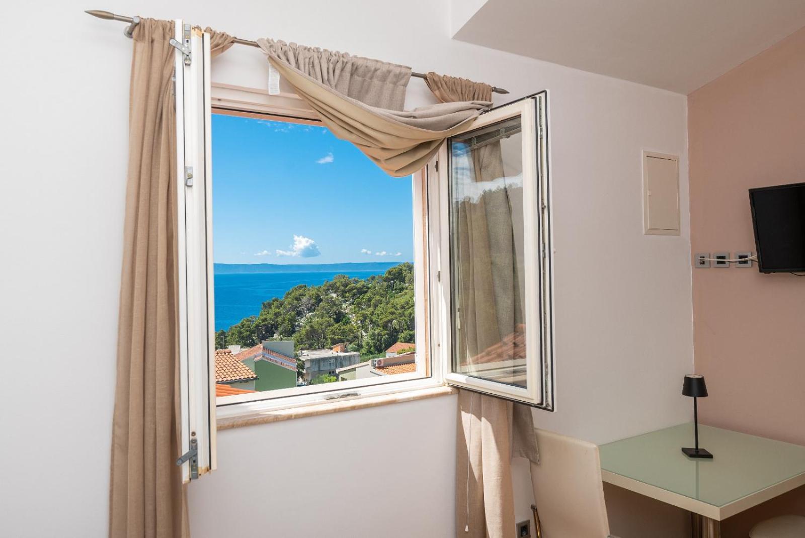 Apartments Luka Toni Krvavica Zewnętrze zdjęcie