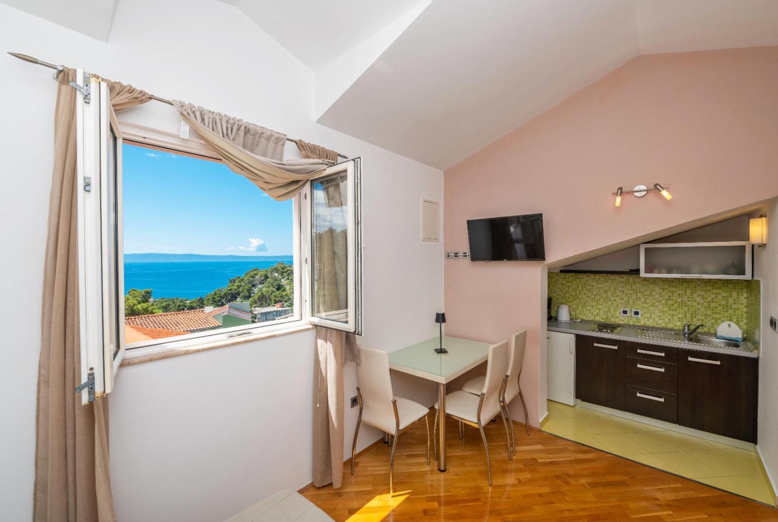 Apartments Luka Toni Krvavica Zewnętrze zdjęcie