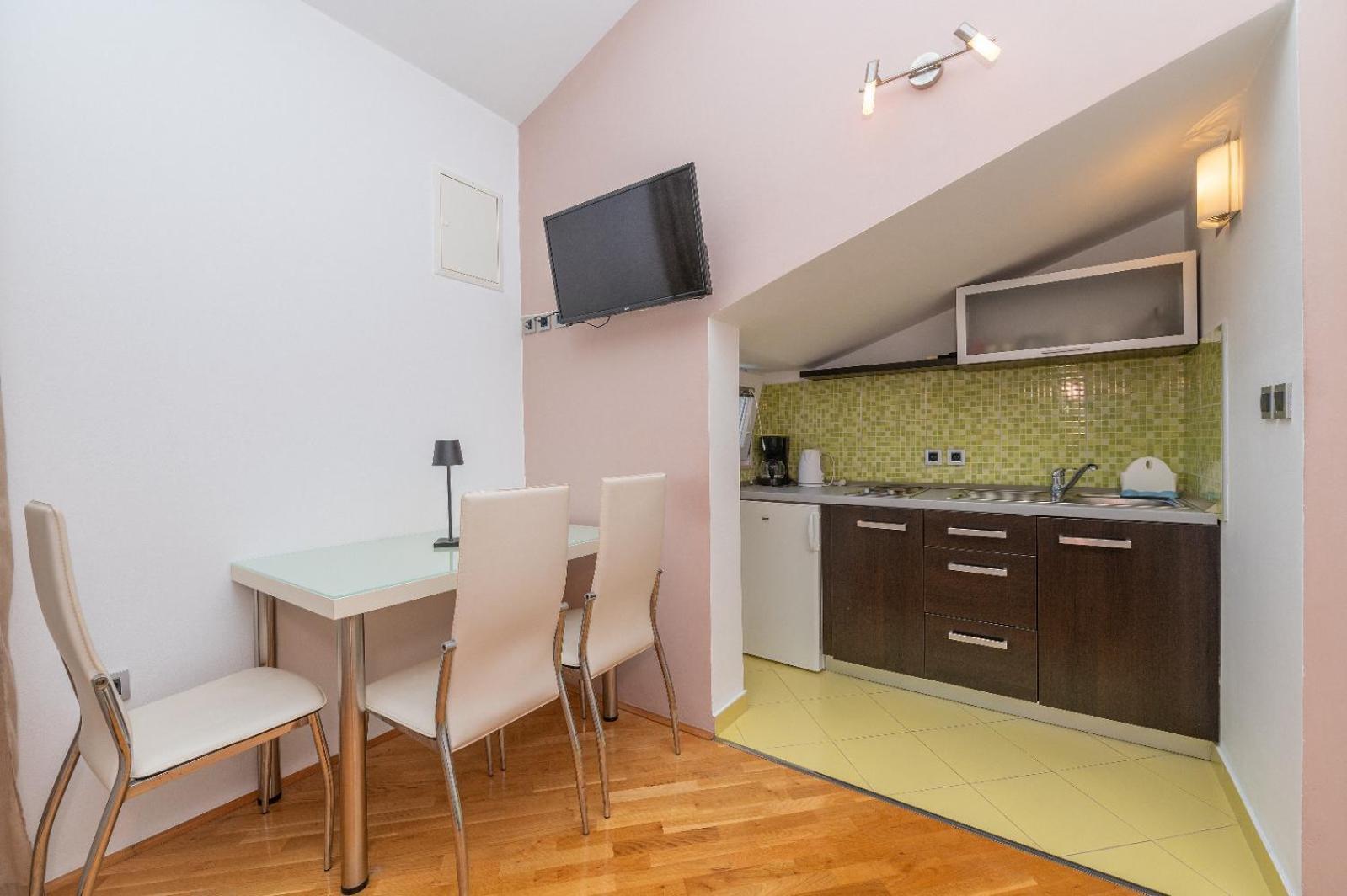 Apartments Luka Toni Krvavica Zewnętrze zdjęcie