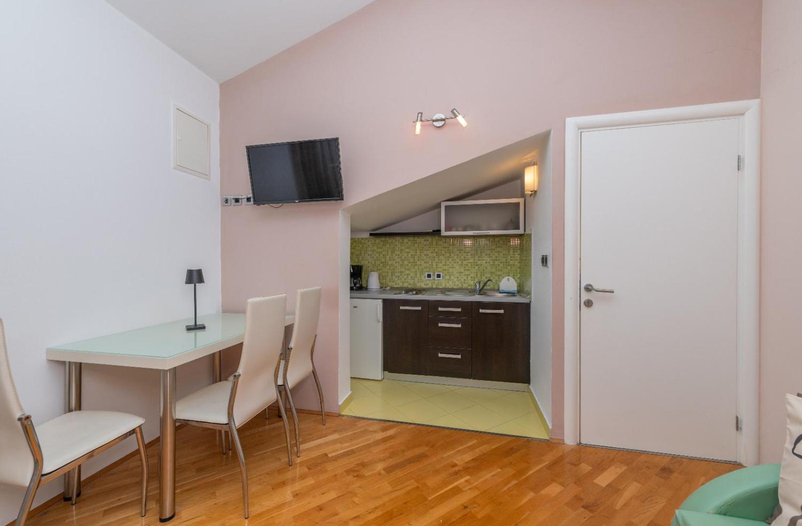 Apartments Luka Toni Krvavica Zewnętrze zdjęcie